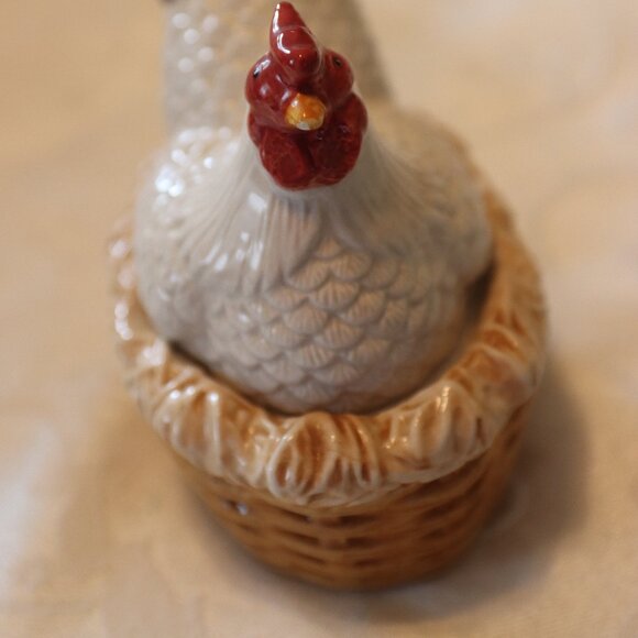 Sakura By Oneida Figural Sugar Bowl & Lid On the Farm - Picture 14 of 14